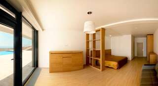 Гостиница Резиденции Алтея Гурзуф Двухместный номер с 1 кроватью или 2 отдельными кроватями и видом на море-2
