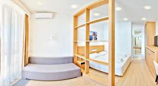 Гостиница Резиденции Алтея Гурзуф Бюджетный двухместный номер с 1 кроватью или 2 отдельными кроватями-4